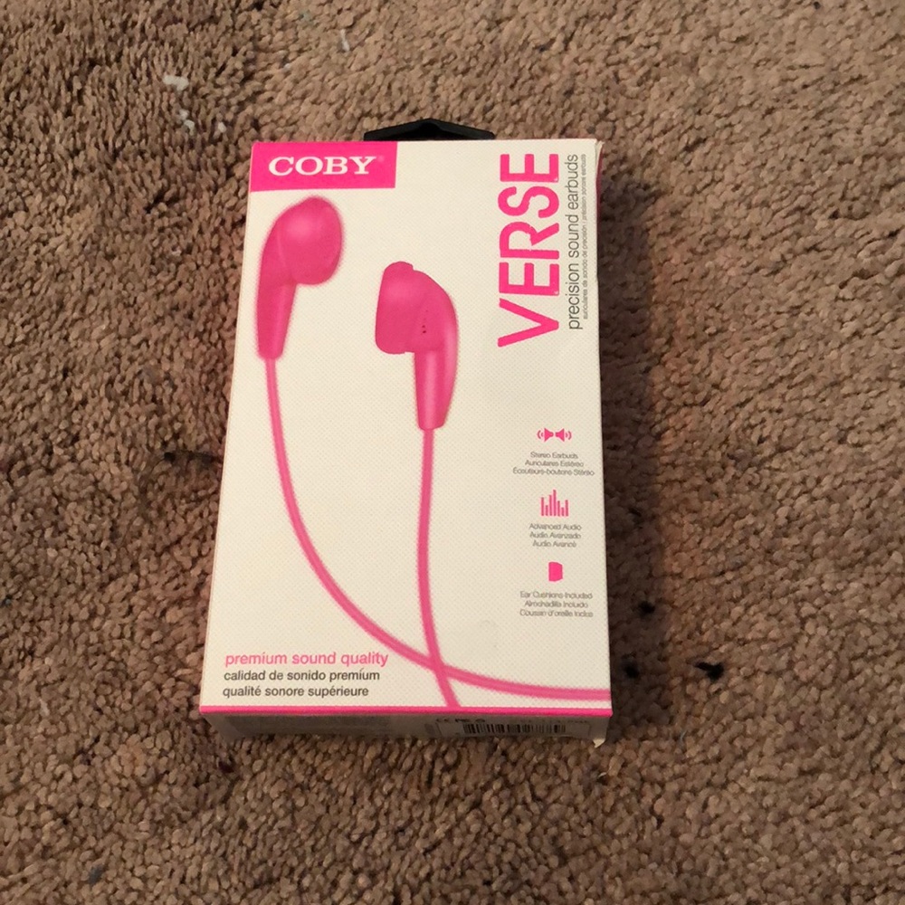Colby verse earbuds